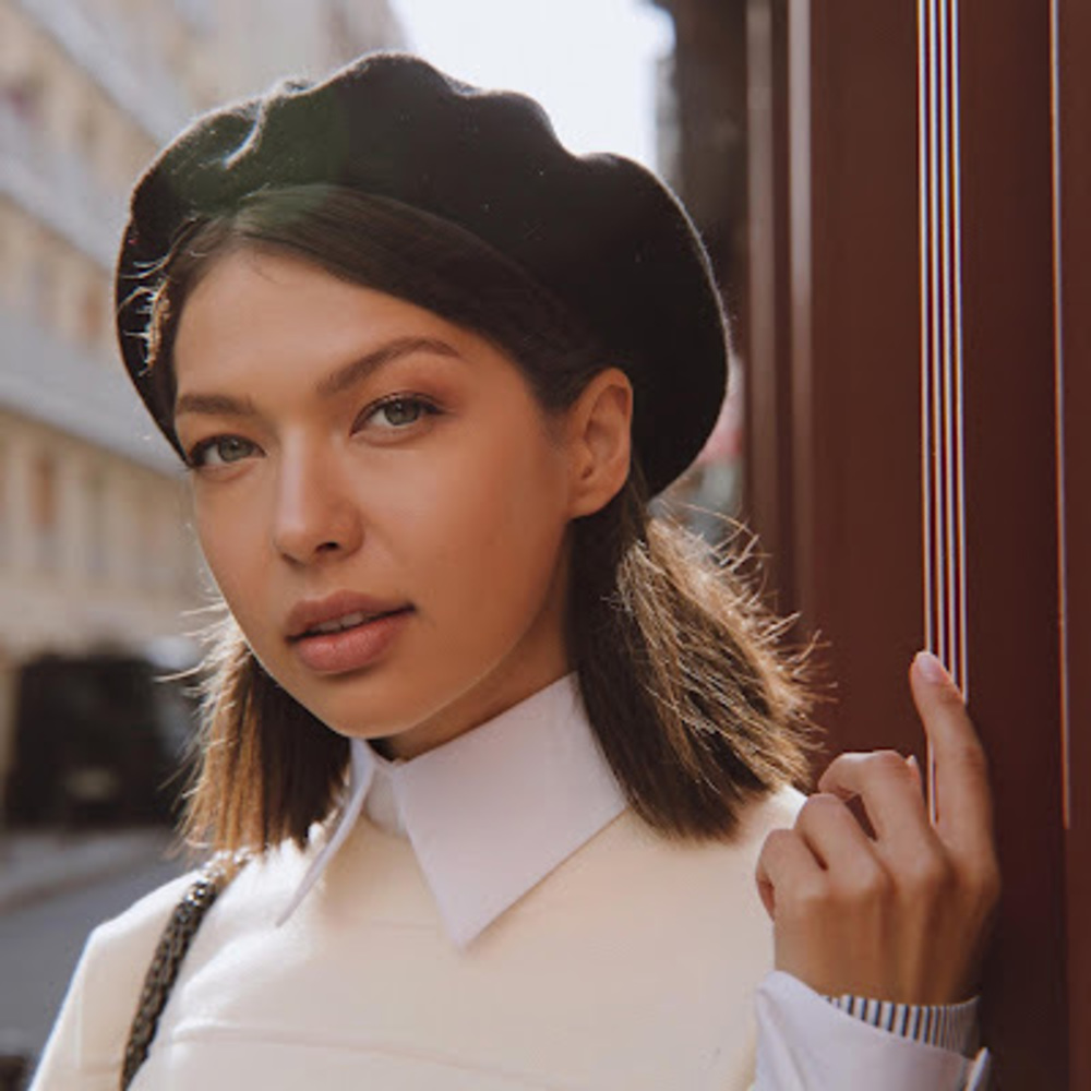 Meet your Posher, Daria